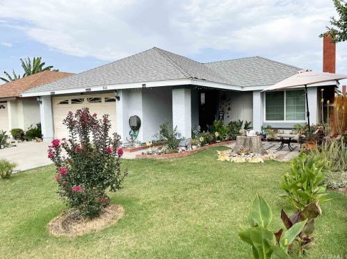 860 Plumwood St, Colton, CA 92324-4523