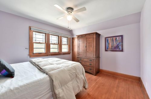 2533 63, Milwaukee WI 53219-2628 exterior