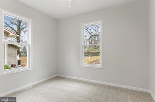 209 Poplar Ave, Camden NJ  08109-1841 exterior