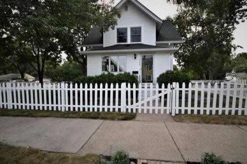 4152 40th Ave, Minneapolis, MN 55406-3445