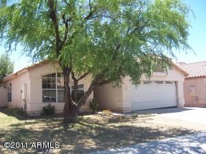 10319 57th Dr, Glendale, AZ 85302-1320
