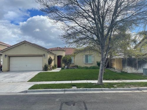 416 San Fernando Ct, Los Banos CA  93635-6451 exterior