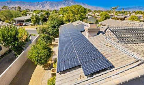 8 King Edward Ct, Rancho Mirage CA  92270-1621 exterior