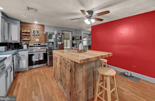 435 Boxwood Rd, Red Lion PA  17356-8347 exterior