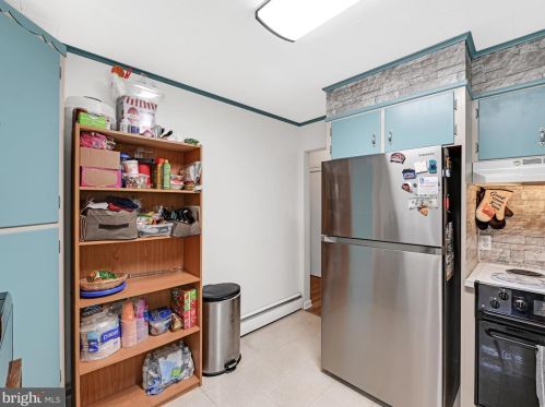 15 Wilbert Dr, Primrose PA  17901-8250 exterior