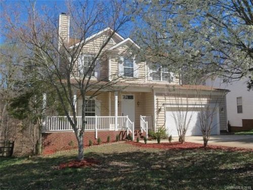 8240 Hornwood Ct, Charlotte, NC 28215-7362