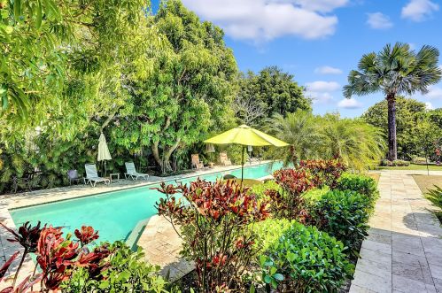 302 7th Ave, Delray Beach FL  33483-5521 exterior