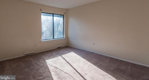 9 Cedar Creek Ct, Bear DE  19701-1001 exterior