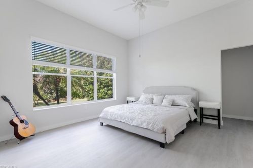 1955 Fairmont Ln, Naples FL  34120-4572 exterior