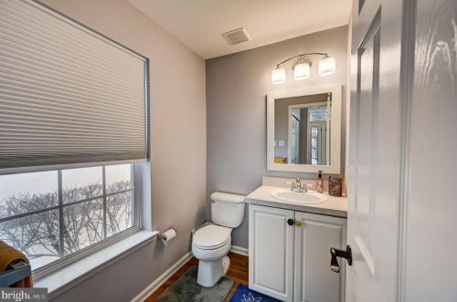 708 Thornhill Dr, Collegeville PA  19426-3955 exterior