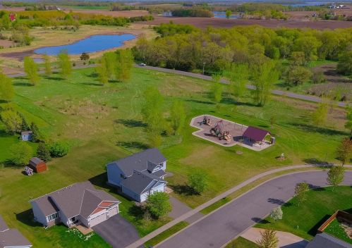 8580 Fairhill Ln, Monticello, MN 55362-4624