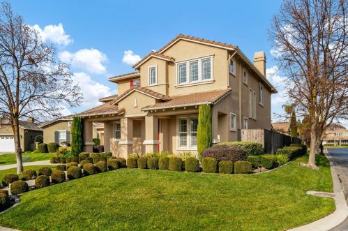 3909 Edgeview Ct, Modesto CA  95355-7318 exterior