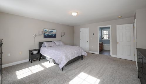 39 Bradford Cir, Hillsboro NH  03244-4864 exterior