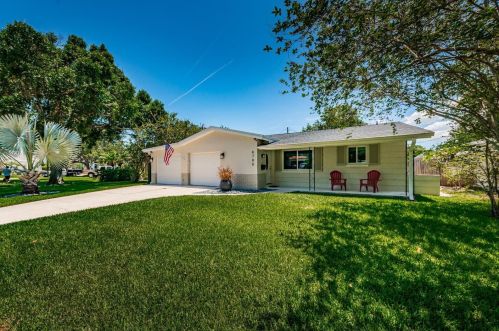 6700 Bayou Grande Blvd, Saint Petersburg, FL 33702-4728
