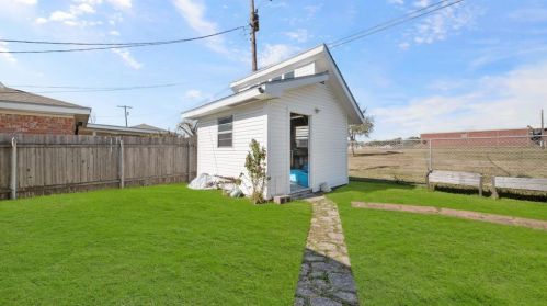 2514 16th Ave, Texas City TX  77590-5333 exterior