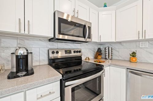 1840 Sandcliff Rd, Palm Springs CA  92264-4844 exterior