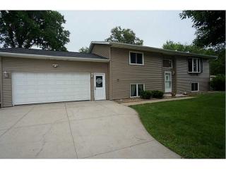 460 Quass Rd, Robins, IA 52328-9708