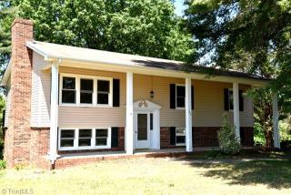 574 Country View Dr, Winston Salem, NC 27107-7674