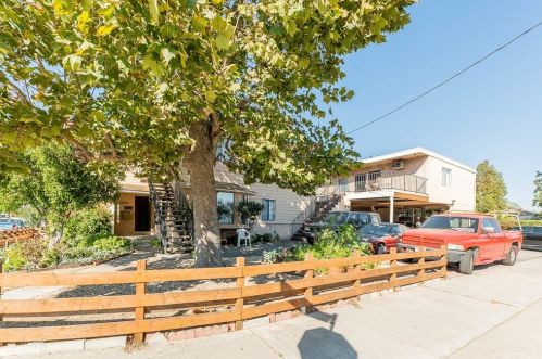 6003 Klump Ave, North Hollywood, CA 91606-4234