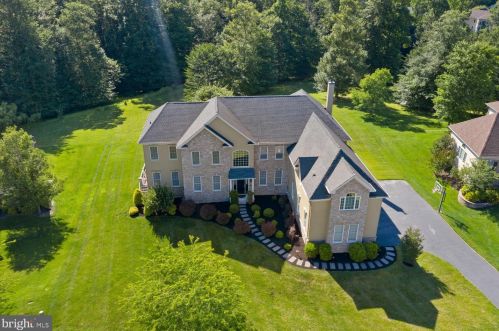 11 Evergreen Pl, Chadds Ford, PA 19317-9677