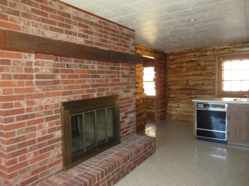 852 Youngstown Ridge Rd, Latrobe PA  15650-3708 exterior