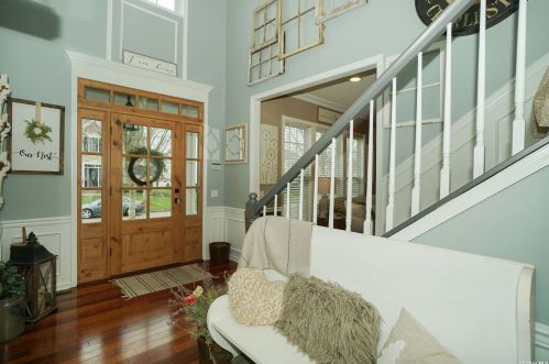 13 Pinehurst Dr, Mount Sinai, NY 11766-3421