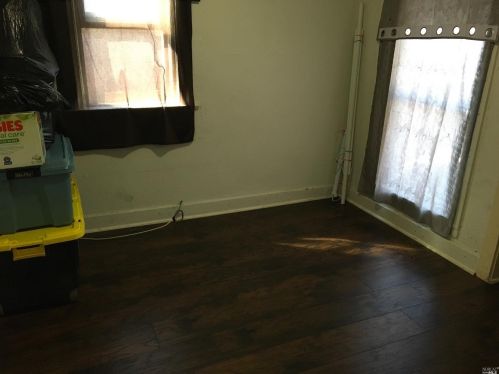 2321 Clinton Ave, Richmond CA 94804-1415 exterior