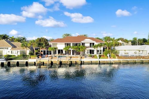 3151 Jasmine Dr, Delray Beach, FL 33483-4729