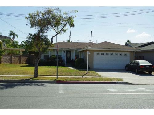 862 Claude St, Long Beach, CA 90746-1011