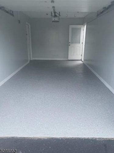 916 Rayhon Ter, Rahway NJ  07065-2153 exterior