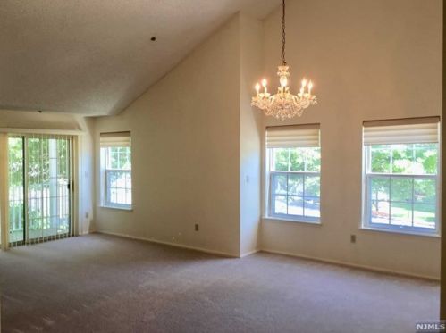 1110 Devon Ct, Mahwah NJ  07430-3244 exterior