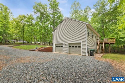 79 Ponderosa Ln, Bybee VA  22963-2405 exterior