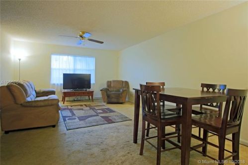 6909 38th St, Hollywood, FL 33023-6626