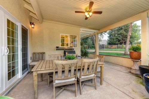 255 American River Canyon Dr, Folsom CA  95630-7142 exterior