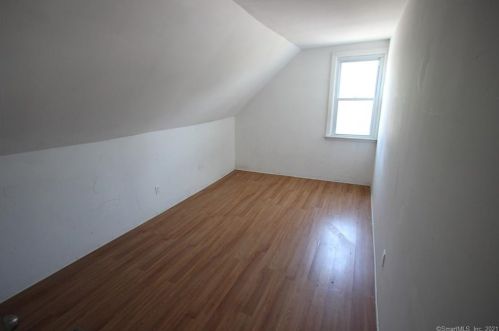 22 Columbia St, Ansonia CT  06401-2403 exterior