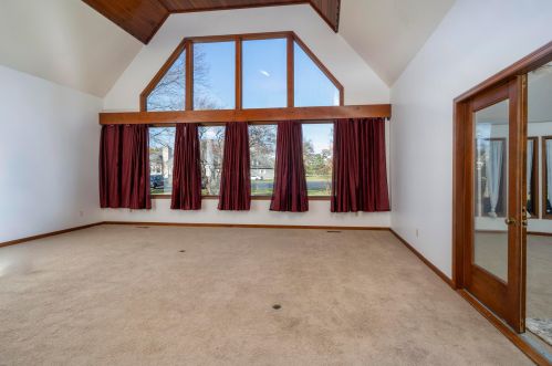 1224 Countryside Dr, Washington Ch OH  43160-1804 exterior