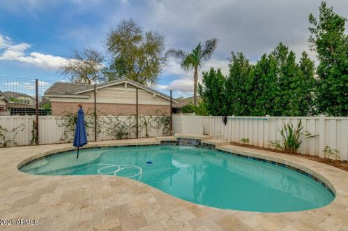 2719 James St, Gilbert AZ 85296-8981 exterior