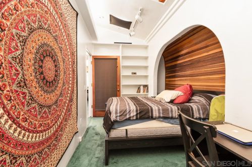 4273 Dawes St, San Diego CA 92109-1230 exterior