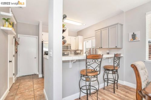 2060 Springbrook Ct, Oakley CA  94561-4113 exterior