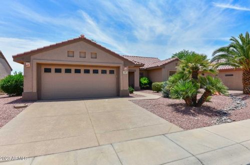 15829 Grand Point Ln, Sun City, AZ 85374-4526