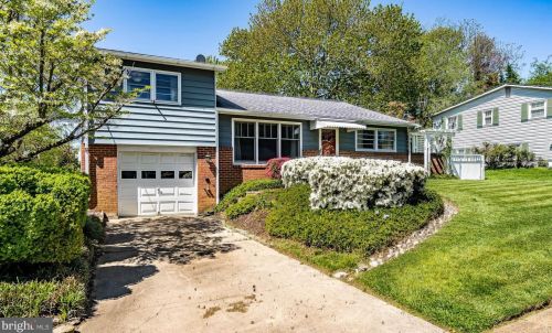 6 Paisley Dr, Wilmington, DE 19808-2332