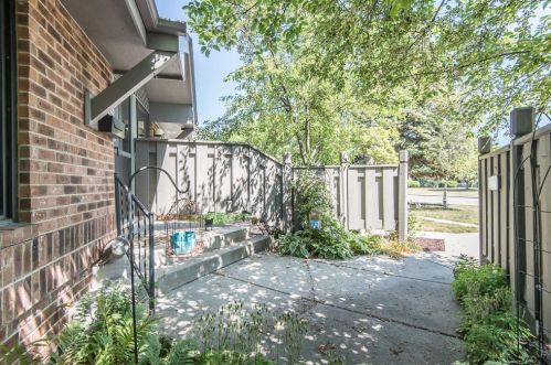 1470 28th Ct, Kenosha, WI 53140-4332