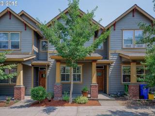6410 Garfield Ave, Portland, OR 97211-3004