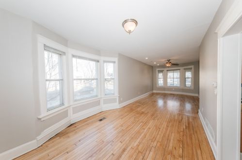 3285 Bartlett Ave, Milwaukee WI 53211-3024 exterior