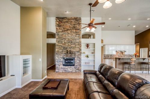 1895 Corwin Rd, Bullhead City AZ  86442-8774 exterior