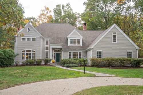 9 Hampton Ct, Farmington, CT 06032-2459
