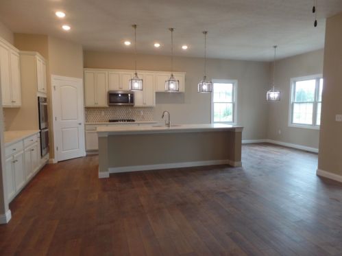 1323 Pekin Rd, Liberty Township OH  exterior