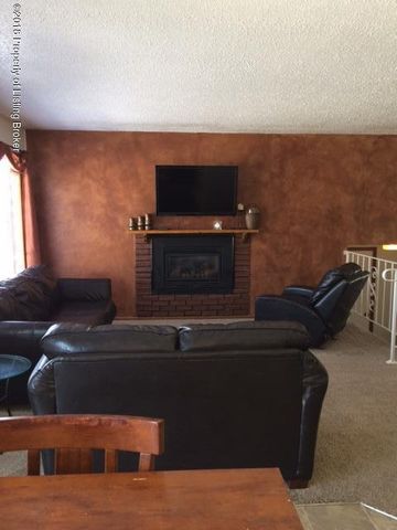 377 Dakota St, Killdeer, ND 58640-4313
