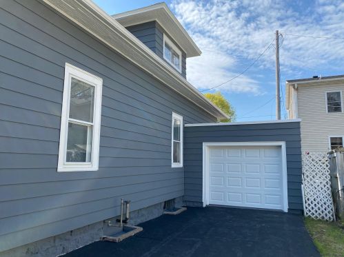 1708 Mississippi St, La Crosse, WI 54601-4916