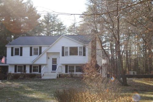 5 Vetter Dr, Fremont, NH 03044-3102